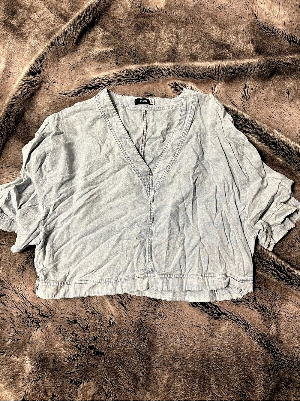 BDG V-Neck Top in Blue Size L-G